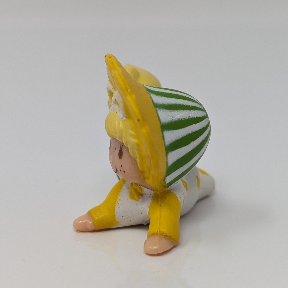 Strawberry Shortcake Miniature Mini Butter Cookie Baby Jelly Bear Vintage PVC - Picture 5 of 7
